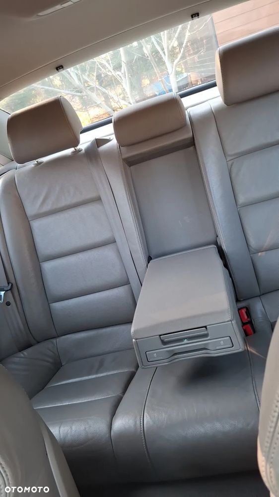 Audi A6 Limousine 2.7 TDI - 7