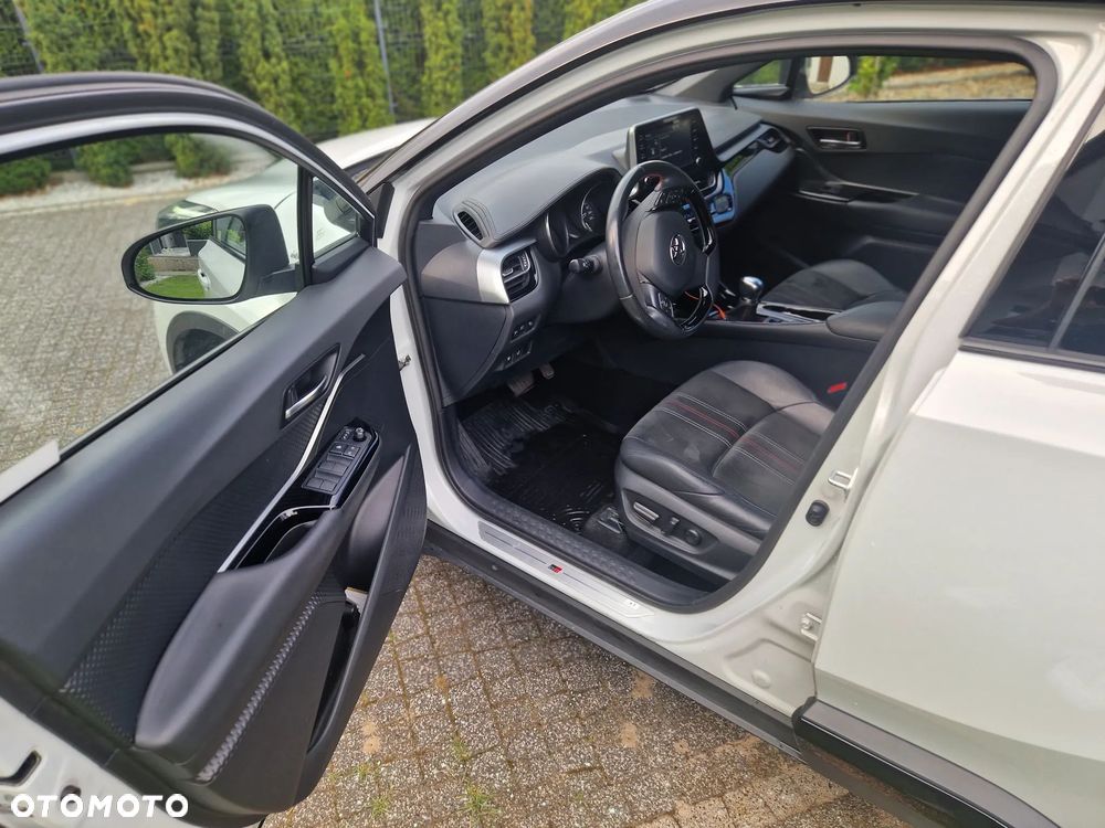Toyota C-HR 2.0 Hybrid GR Sport - 12