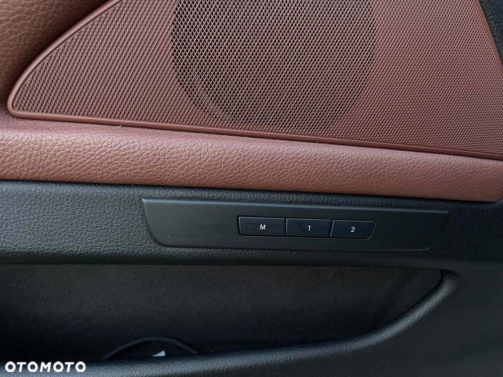 BMW Seria 5 - 25