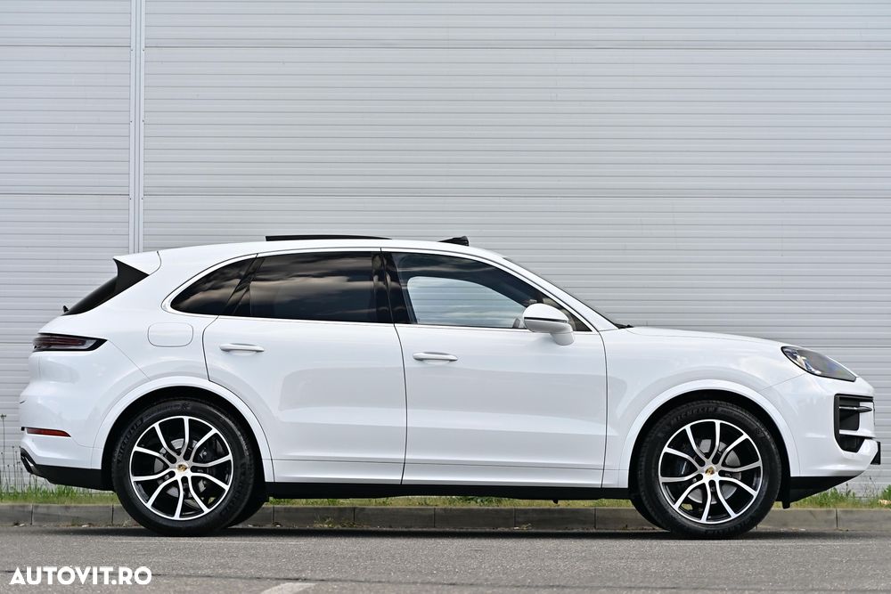 Porsche Cayenne - 4