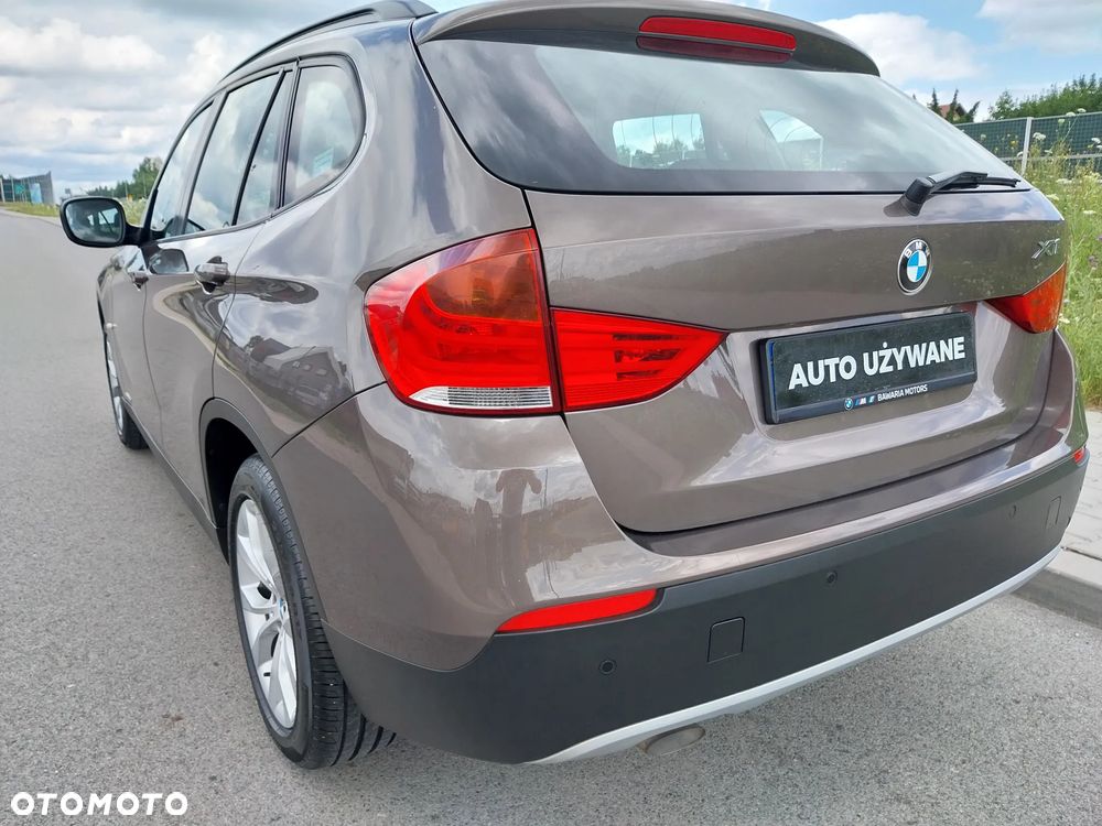 BMW X1 sDrive18d - 12