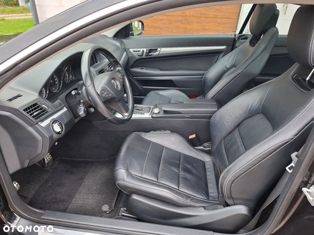 Mercedes-Benz Klasa E - 20