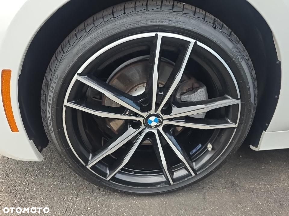 BMW Seria 3 330i xDrive M Sport - 17