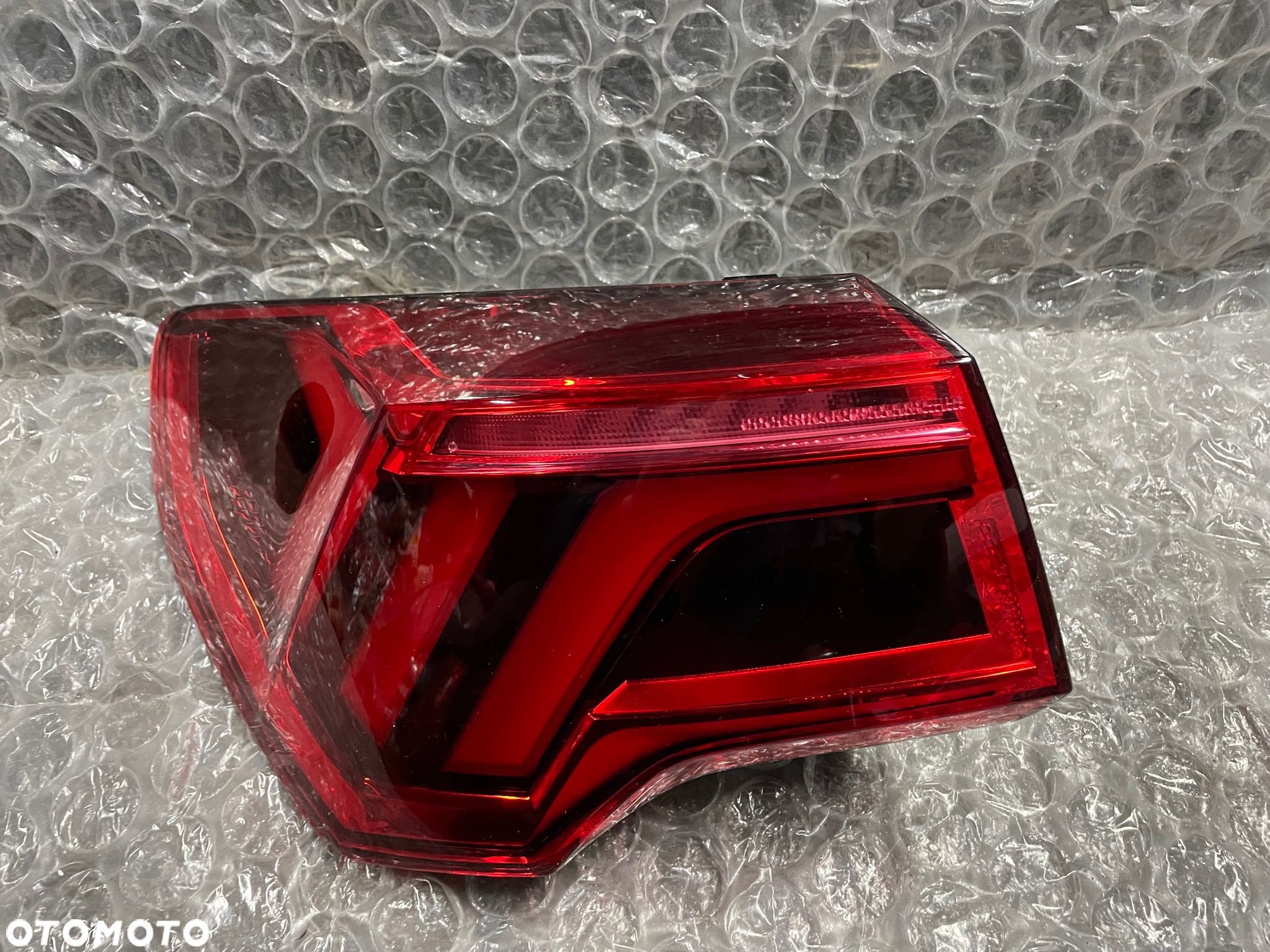 LAMPA TYŁ LEWA LED AUDI Q3 II 83A 83A945091 ORYGINAŁ - 1