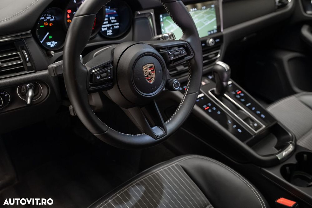 Porsche Macan - 17