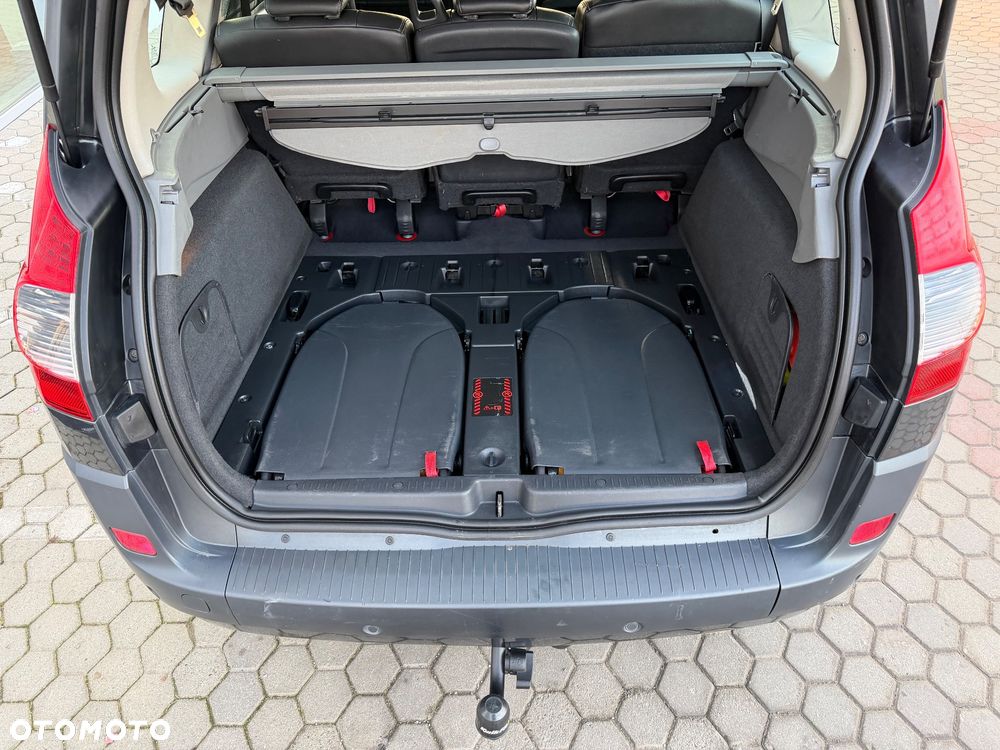 Renault Scenic 2.0 16V Privilege - 39