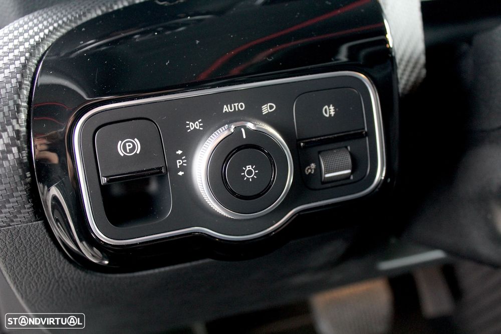 Mercedes-Benz A 250 - 19