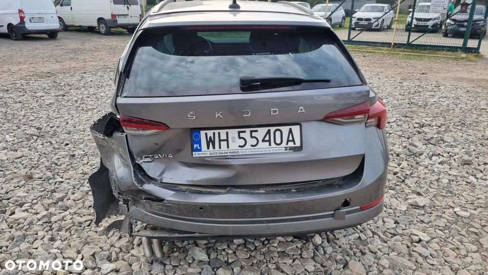 Skoda Octavia 2.0 TDI Style DSG - 17