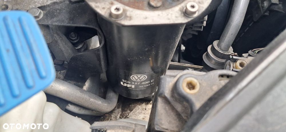Volkswagen Passat - 25