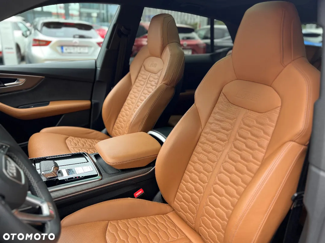 Audi RS Q8 - 11