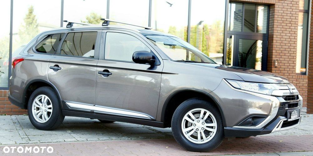 Mitsubishi Outlander - 7