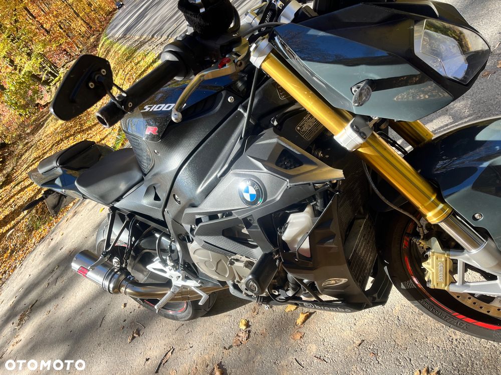 BMW S - 19