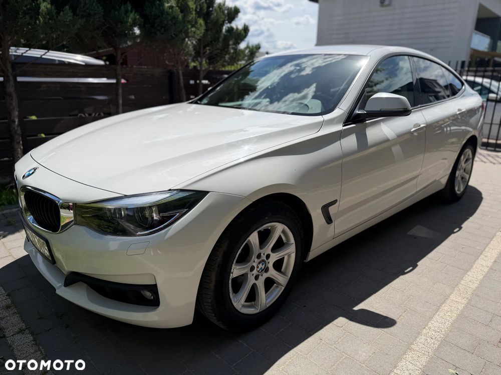 BMW Seria 3 318d - 1