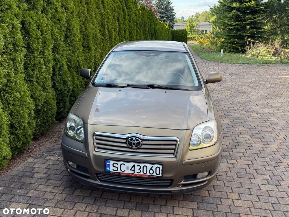 Toyota Avensis - 7