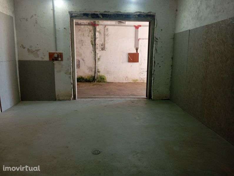 Armazém para Arrumos 54 m2 - Grande imagem: 3/8