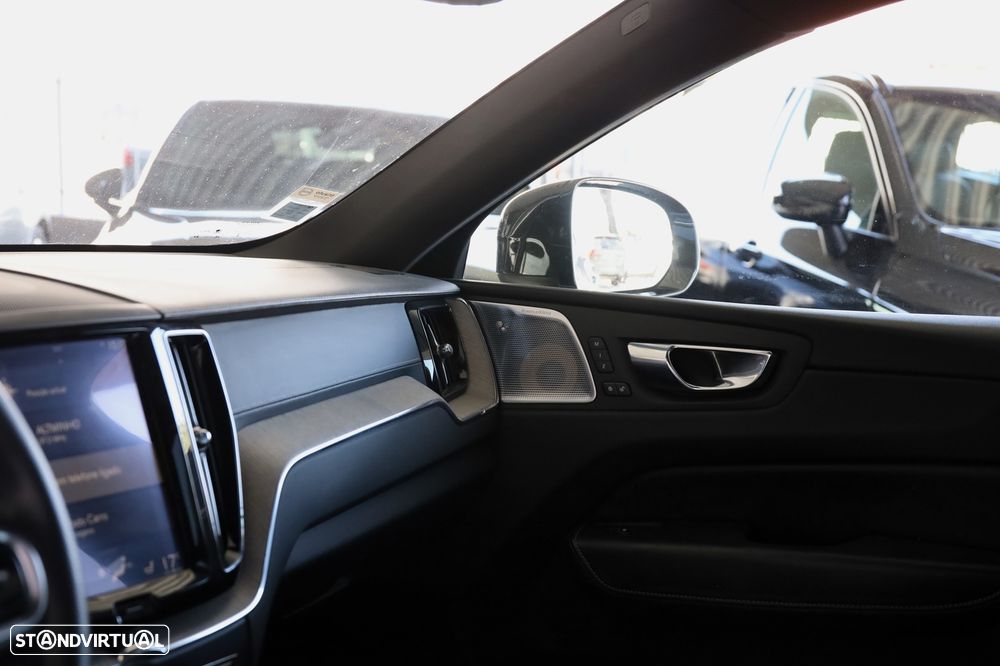 Volvo XC 60 2.0 D5 Inscription AWD - 16
