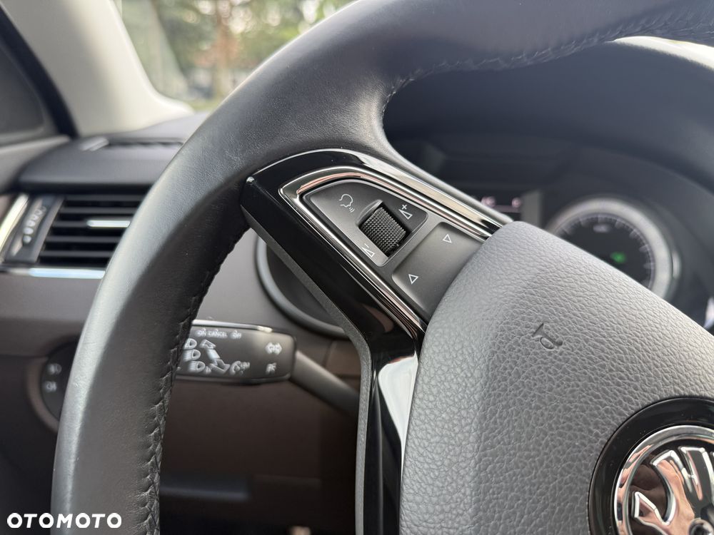 Skoda Octavia Scout 1.8 TSI 4x4 DSG - 23