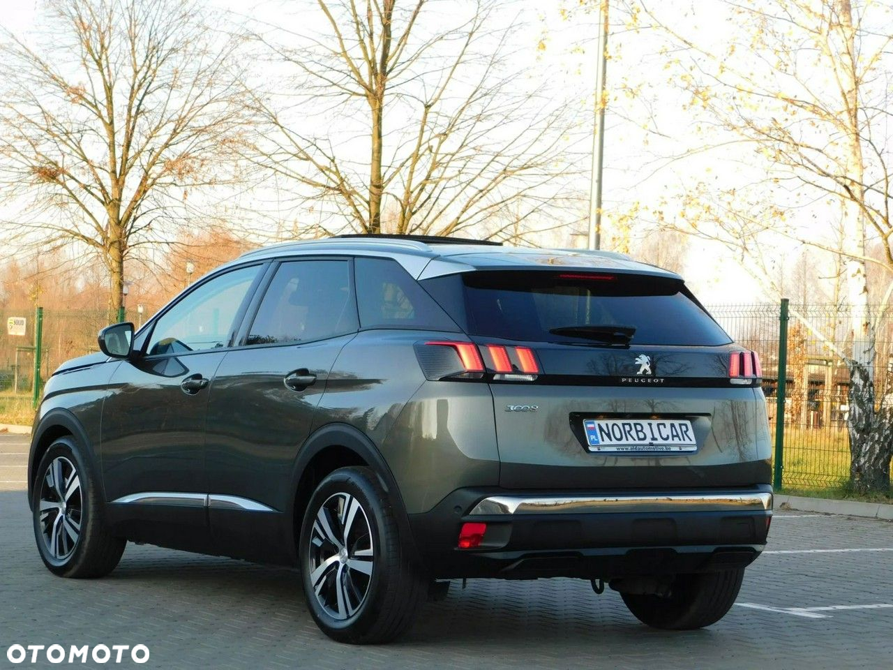 Peugeot 3008 1.5 BlueHDi Allure S&S - 34