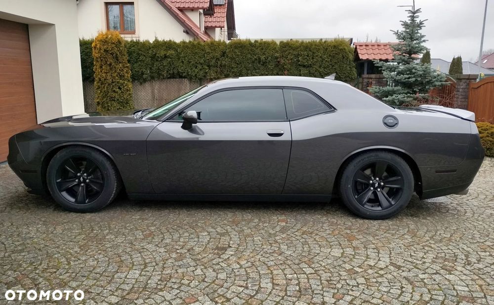 Dodge Challenger Automatik R/T Plus - 12