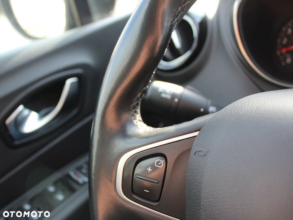 Renault Captur 1.0 TCe Intens - 15