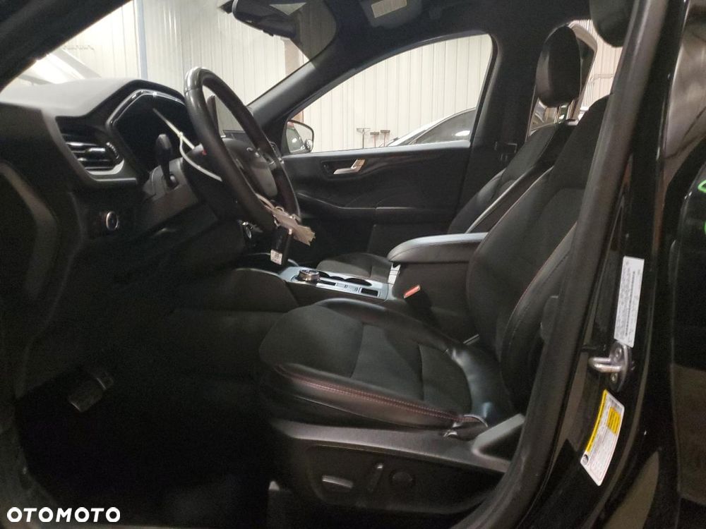 Ford Kuga 2.0 EcoBoost 4x4 Titanium - 20