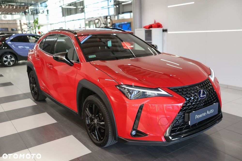 Lexus UX - 3