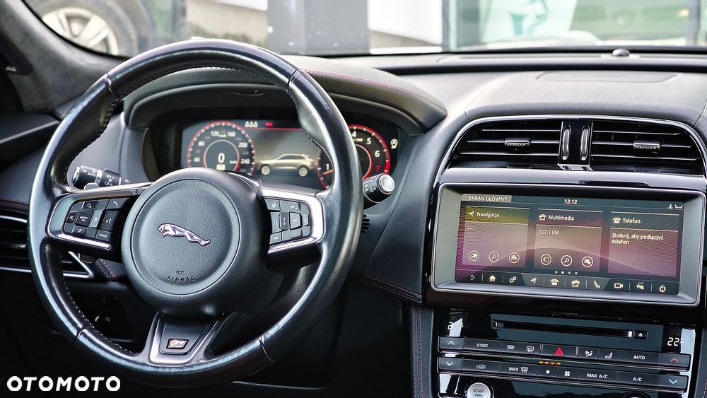 Jaguar F-Pace 2.0 i4P AWD R-Sport - 14