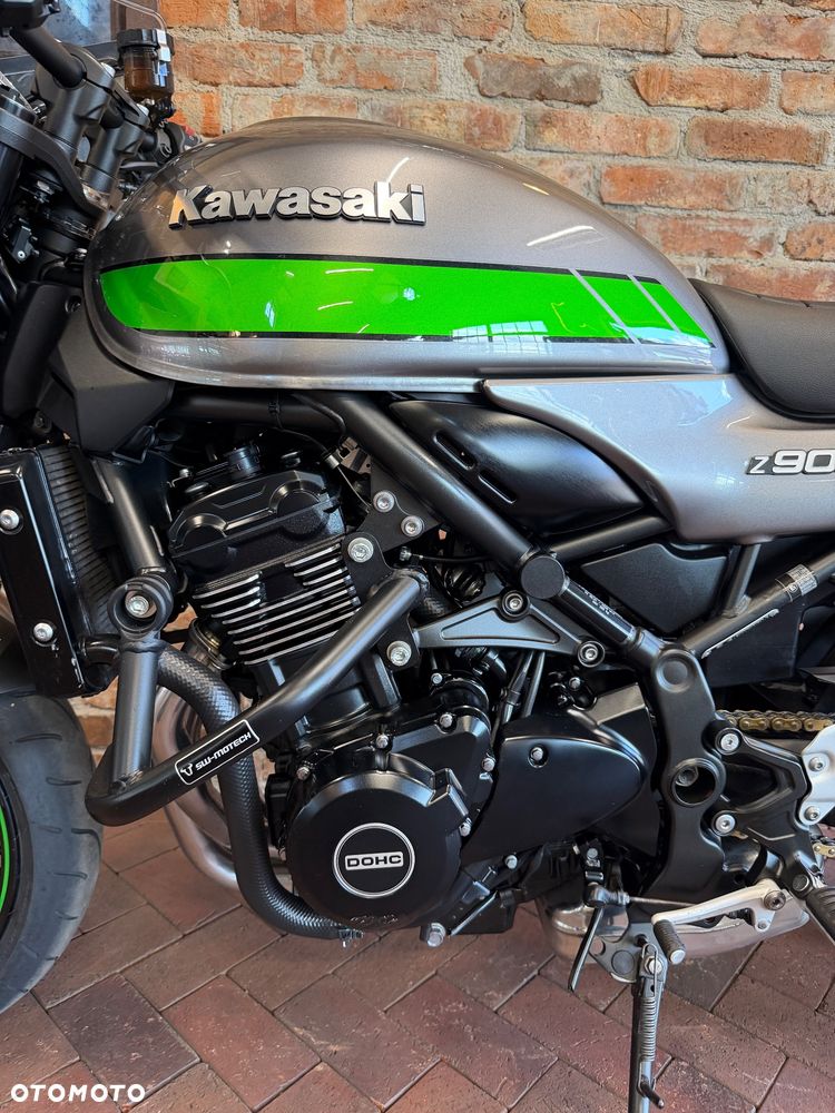 Kawasaki Z 900 RS - 18