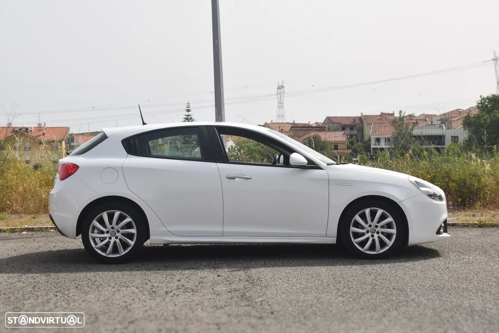 Alfa Romeo Giulietta 1.6 JTDM Super TCT - 6