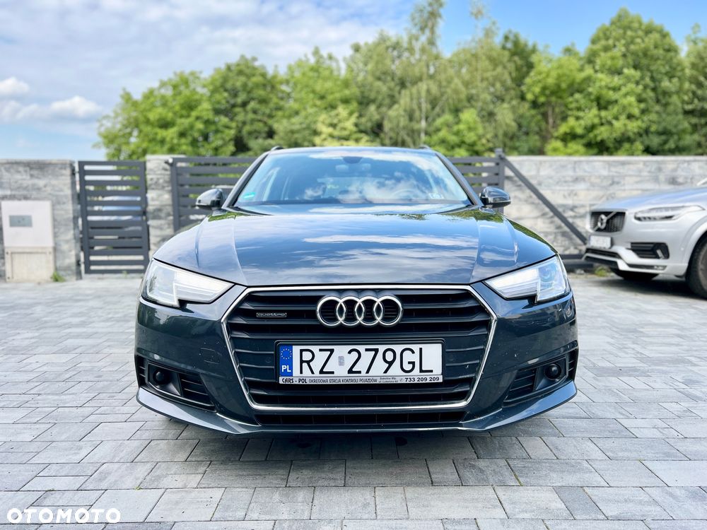 Audi A4 Avant 2.0 TDI S tronic quattro - 10