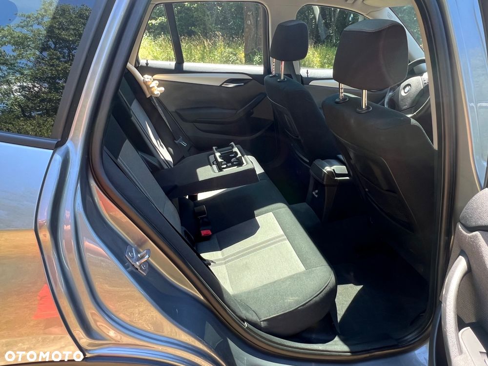 BMW X1 xDrive20d - 10