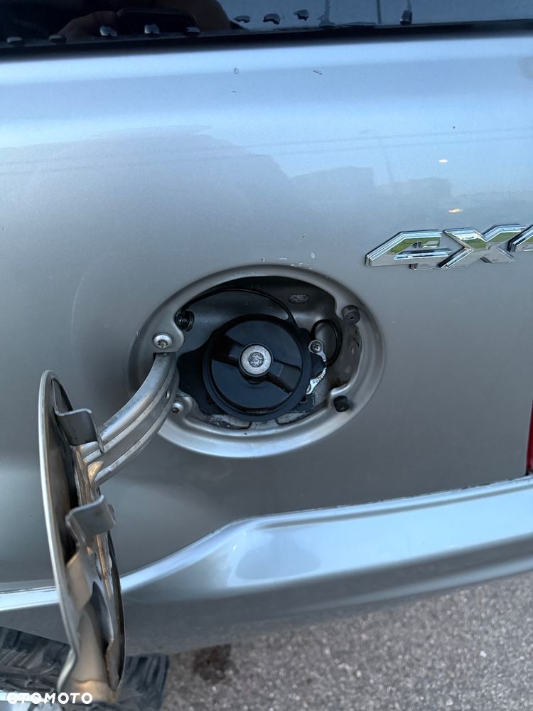 Jeep Grand Cherokee - 25