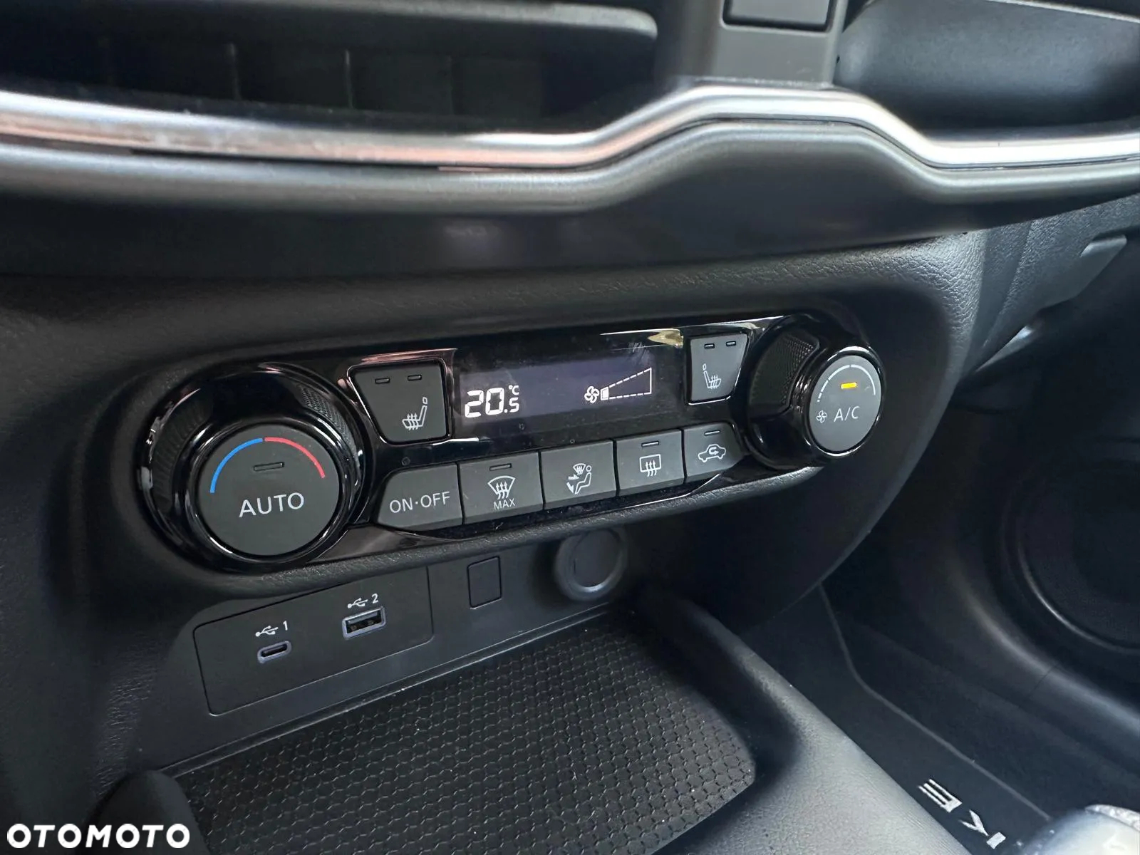 Nissan Juke 1.0 DIG-T Acenta DCT - 19