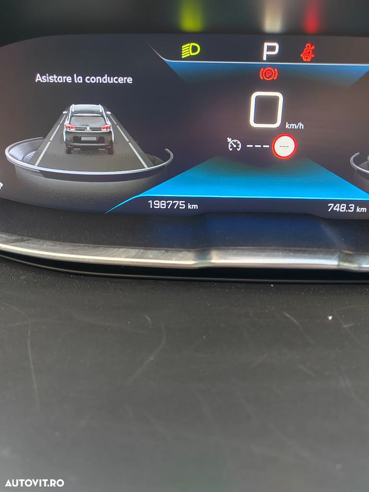 Peugeot 5008 1.5L BlueHDI EAT8 S&S Allure - 6