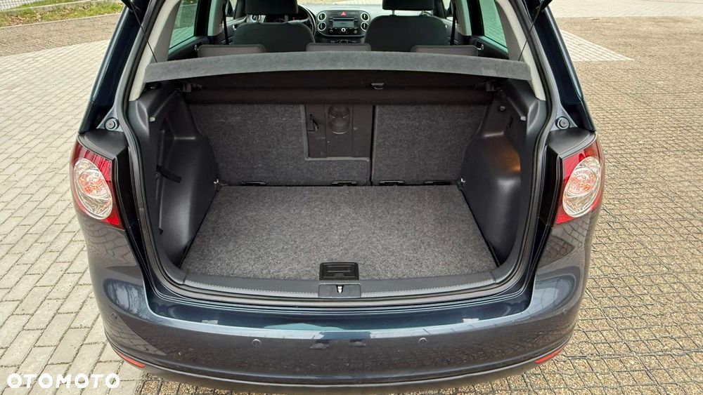 Volkswagen Golf Plus 2.0 TDI Tour Edition - 11