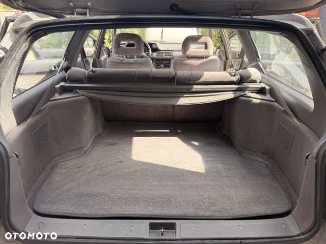 Toyota Camry - 10