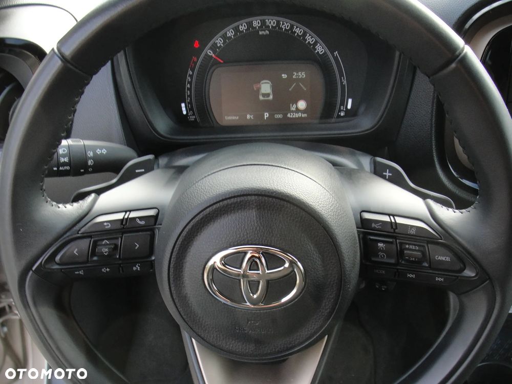 Toyota Aygo X S-CVT Air Prestige - 10