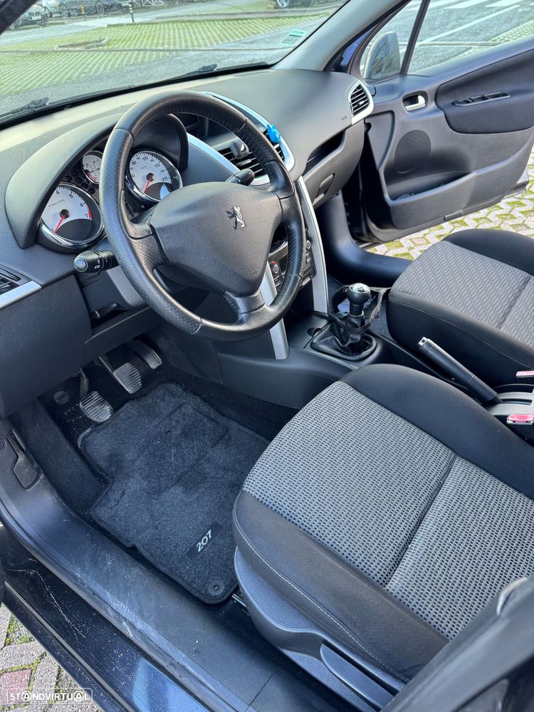 Peugeot 207 1.4 16V Active - 20