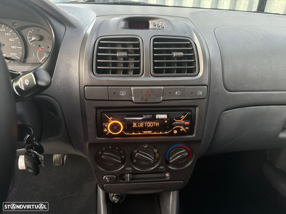 Hyundai Accent 1.5 CRDi World Cup P2 - 17