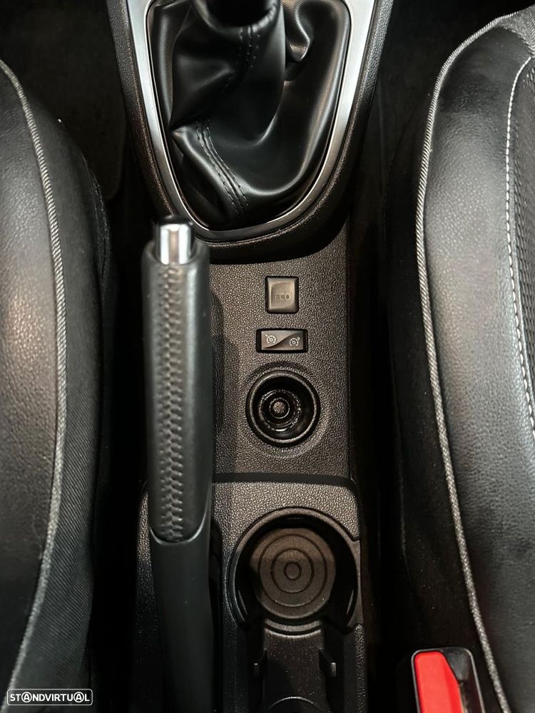 Renault Captur TCe 100 INTENS - 16