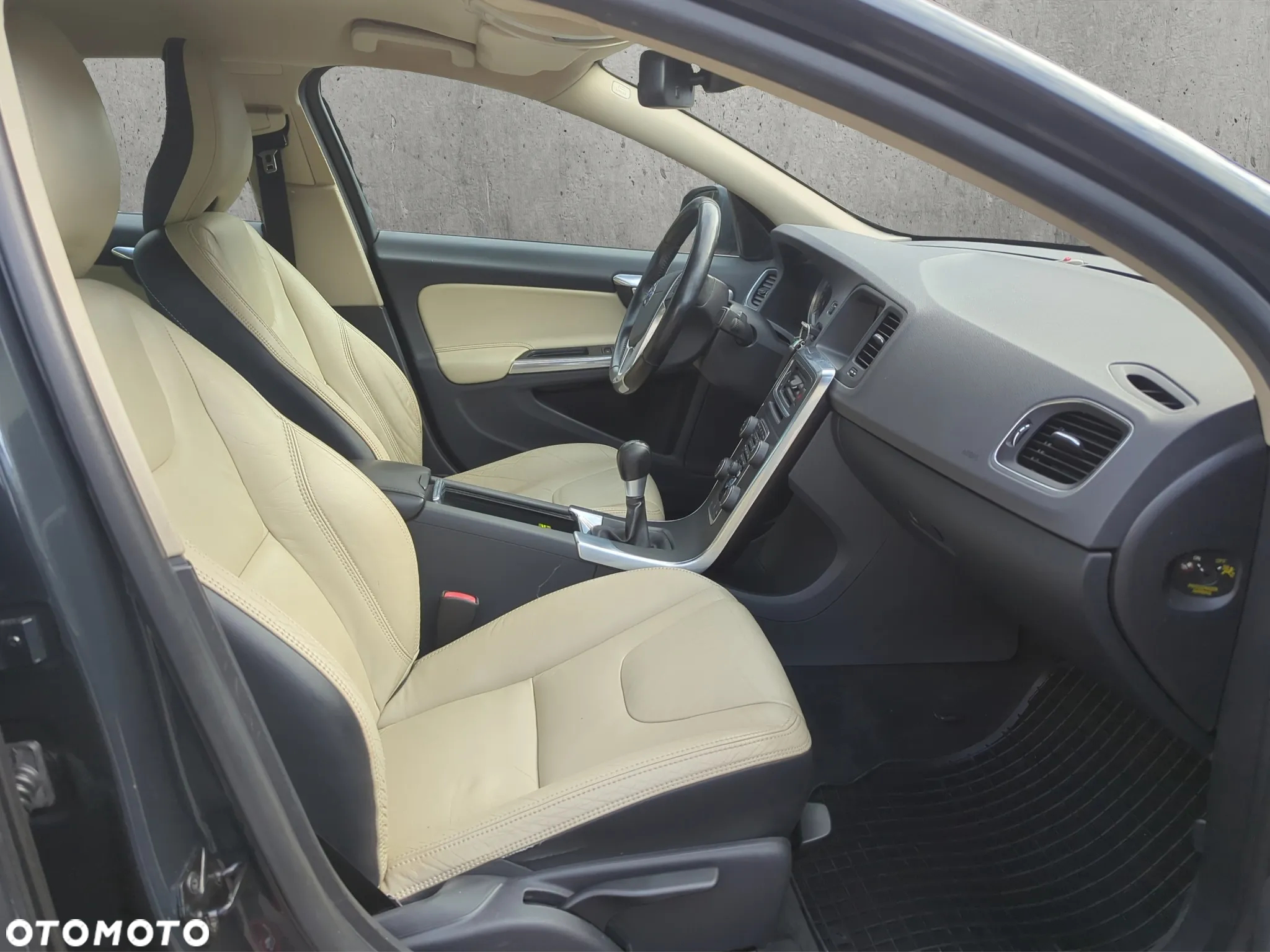 Volvo S60 D3 Summum - 18