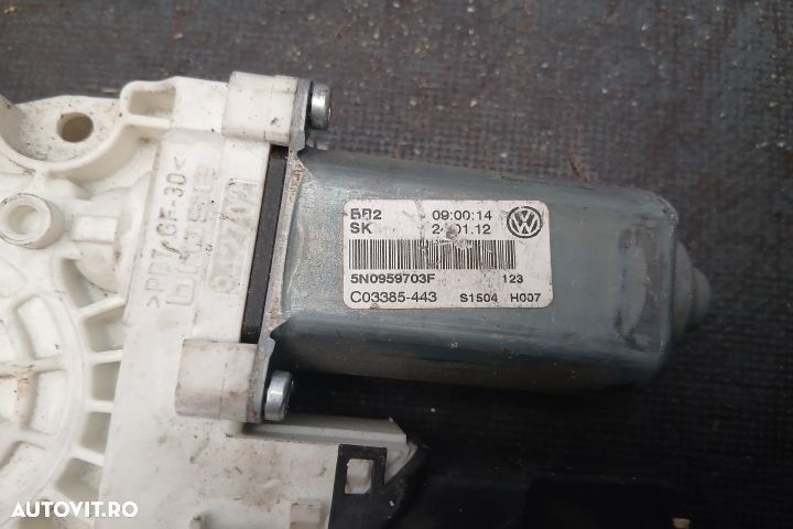 Motoras macara geam spate stanga 5N0959703F 5N0959703F Volkswagen VW - 4