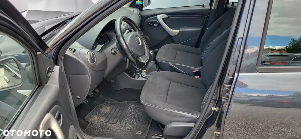 Dacia Sandero Stepway 1.6 - 17