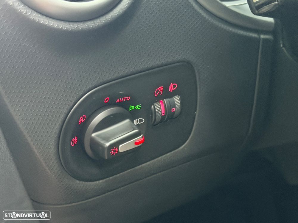 SEAT Leon 1.6 TDI Sport - 17