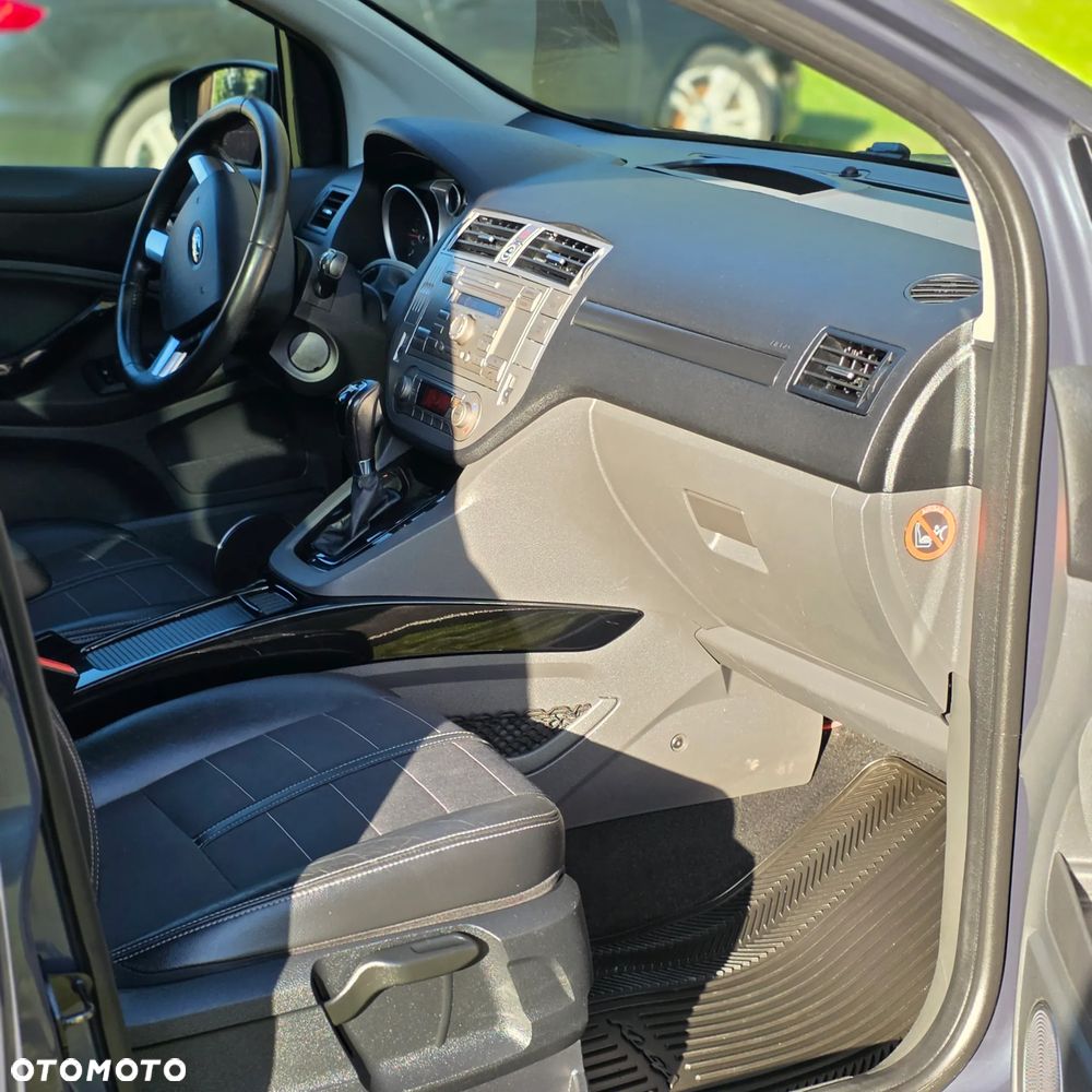 Ford Kuga 2.0 TDCi 4x4 Titanium - 22