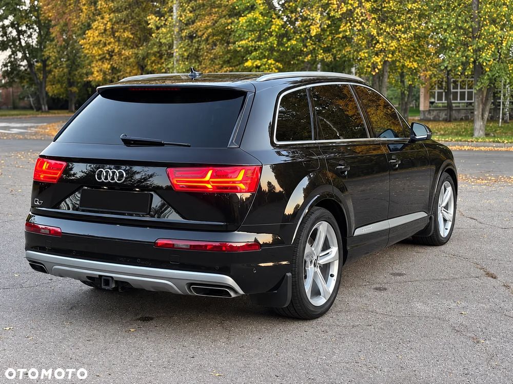 Audi Q7 3.0 TFSI Quattro Tiptr - 17