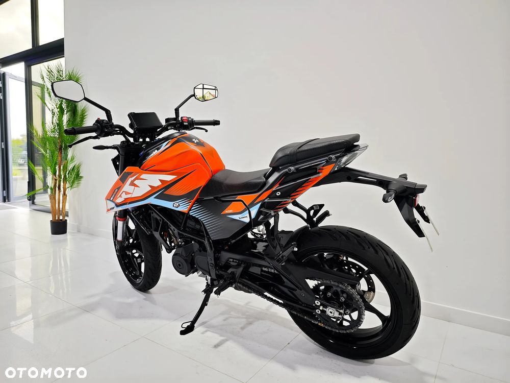 KTM Duke - 12