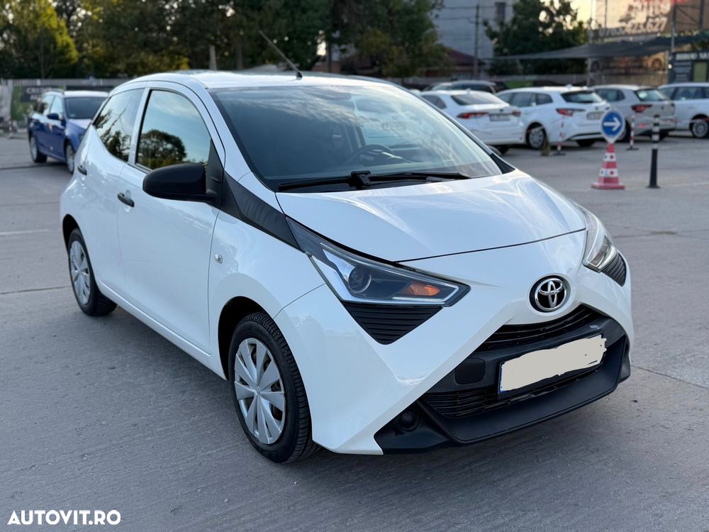 Toyota Aygo 1.0 VVY-I 5 usi X-play - 2