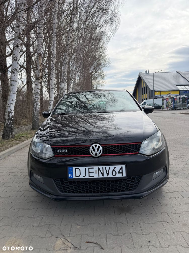 Volkswagen Polo 1.4 DSG GTI - 31