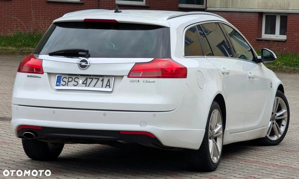 Opel Insignia 2.0 CDTI Sport - 32